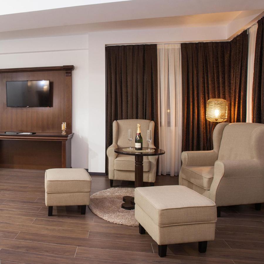 Hotel Sky Гевгелія Екстер'єр фото Suite