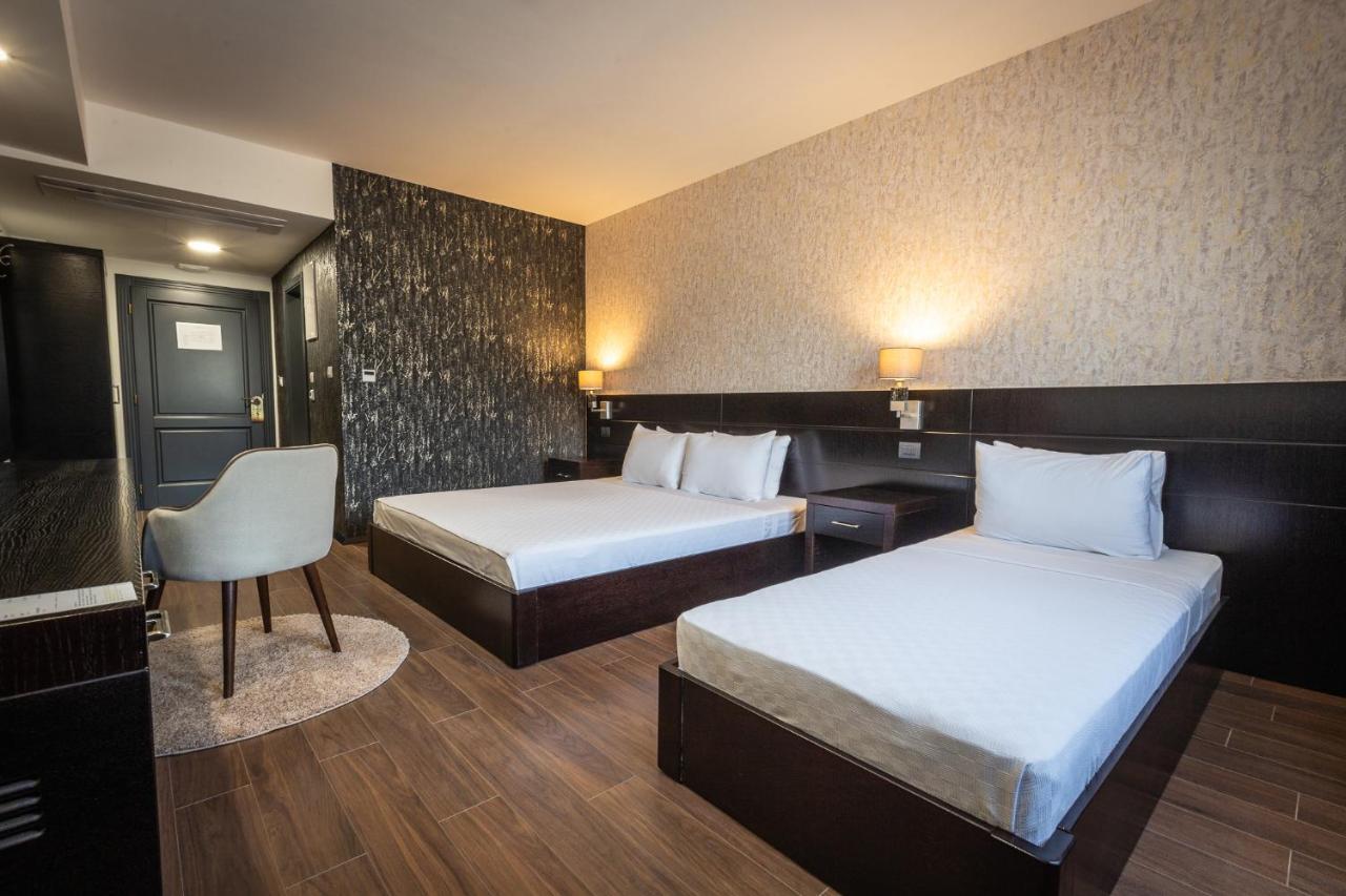 Hotel Sky Гевгелія Екстер'єр фото A room at the hotel