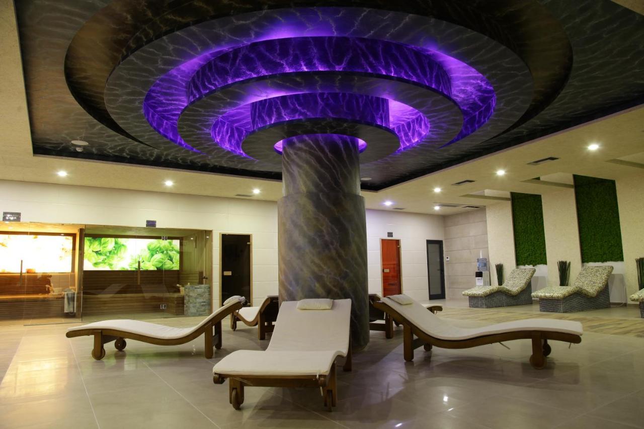 Hotel Sky Гевгелія Екстер'єр фото Spa at the hotel
