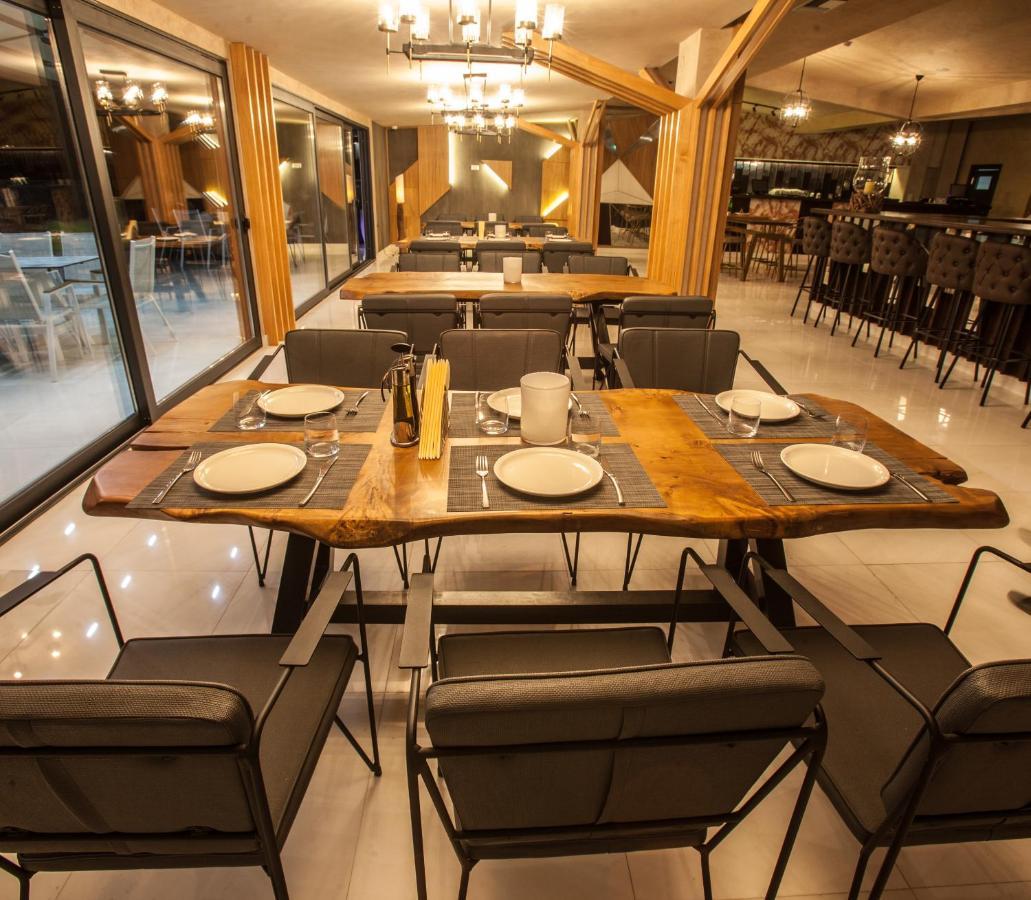 Hotel Sky Гевгелія Екстер'єр фото The restaurant