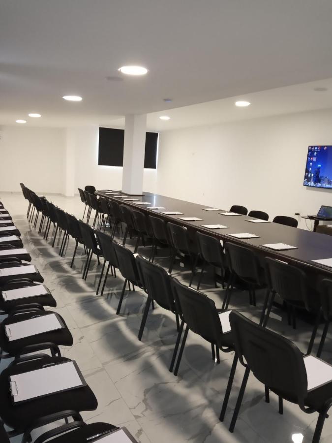 Hotel Sky Гевгелія Екстер'єр фото The boardroom at the National Museum of the Marine Corps
